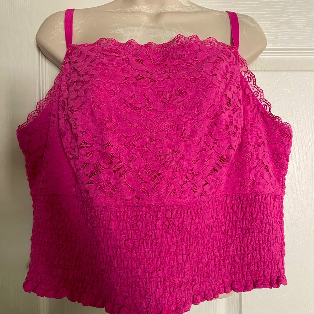 Torrid Pink Crop Halter Top Size 3X‎